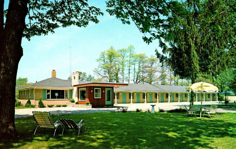 Lakeland Inn (Lakeland Motel, Lake-Land Motel)